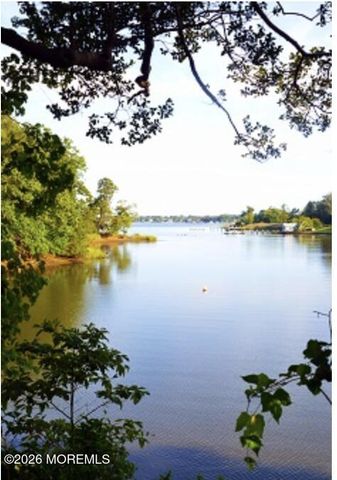 29 Demmert Avenue, Rumson, NJ 07760