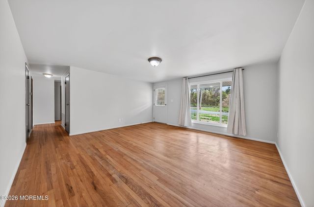 29 Demmert Avenue, Rumson, NJ 07760