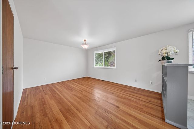 29 Demmert Avenue, Rumson, NJ 07760