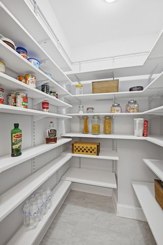 600 Lakemeade Pt, Old Hickory, TN 37138