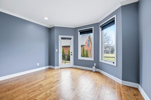 600 Lakemeade Pt, Old Hickory, TN 37138