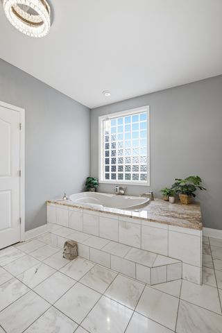 600 Lakemeade Pt, Old Hickory, TN 37138