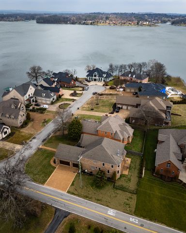 600 Lakemeade Pt, Old Hickory, TN 37138