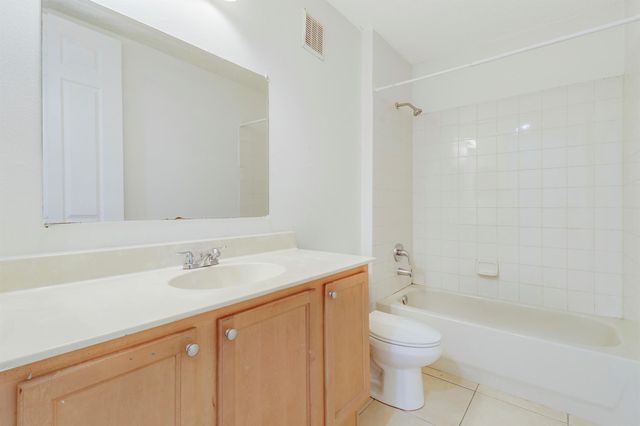 10320 SW Stephanie Way 7-204, Port St Lucie, FL 34987