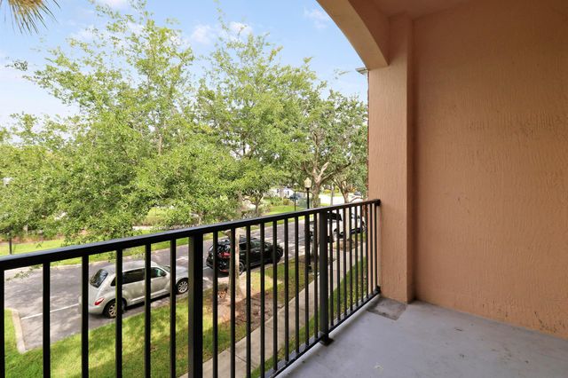 10320 SW Stephanie Way 7-204, Port St Lucie, FL 34987