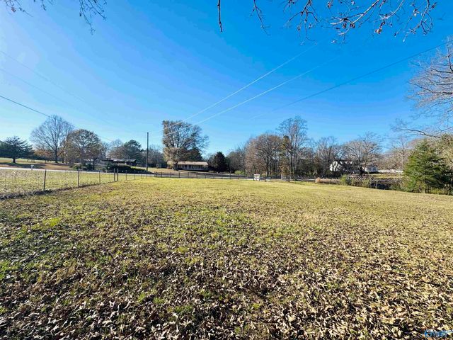 627 Neel School Road, Danville, AL 35619