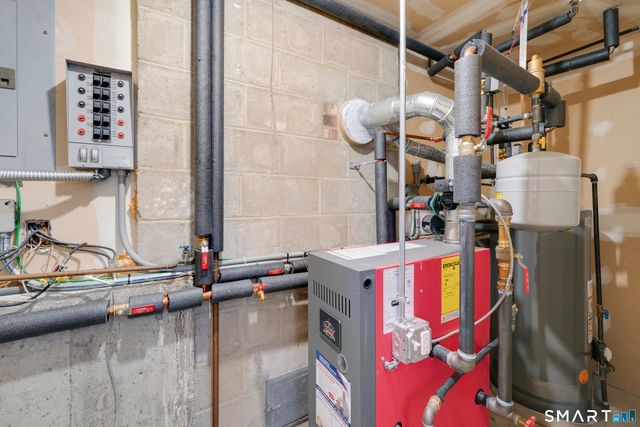 357 North Maple Street, Enfield, CT 06082