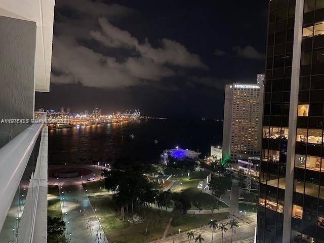 50 Biscayne Blvd 2111, Miami, FL 33132