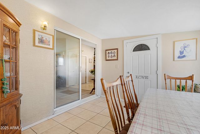 704 W HESS Avenue, Coolidge, AZ 85128