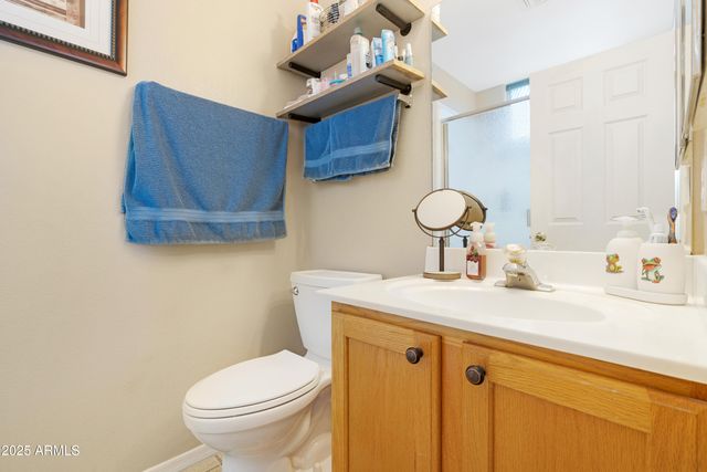 704 W HESS Avenue, Coolidge, AZ 85128