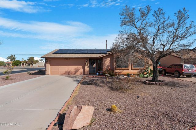 704 W HESS Avenue, Coolidge, AZ 85128