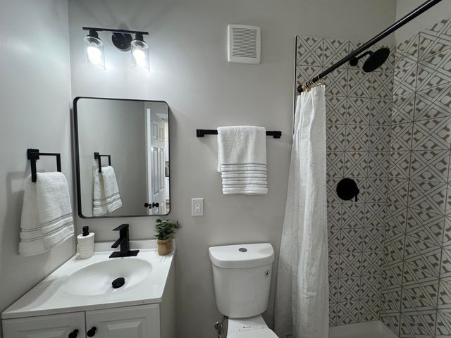 800 Buchanan Street, Gary, IN 46402