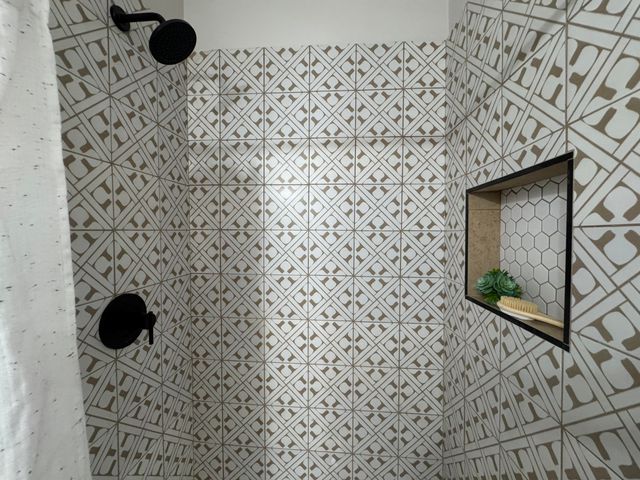 800 Buchanan Street, Gary, IN 46402