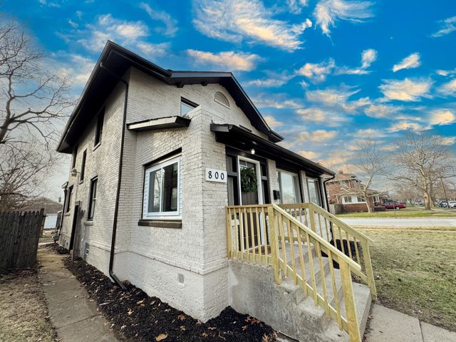 800 Buchanan Street, Gary, IN 46402