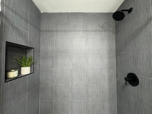 800 Buchanan Street, Gary, IN 46402