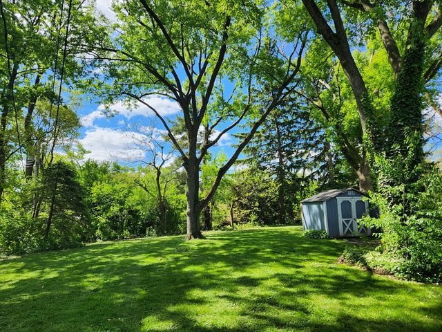 629 Jonquil Avenue, Lisle, IL 60532