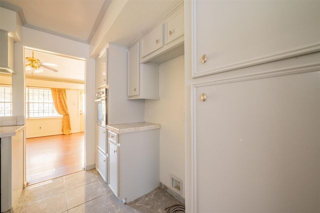 4031 Curly Oaks Drive, Houston, TX 77053