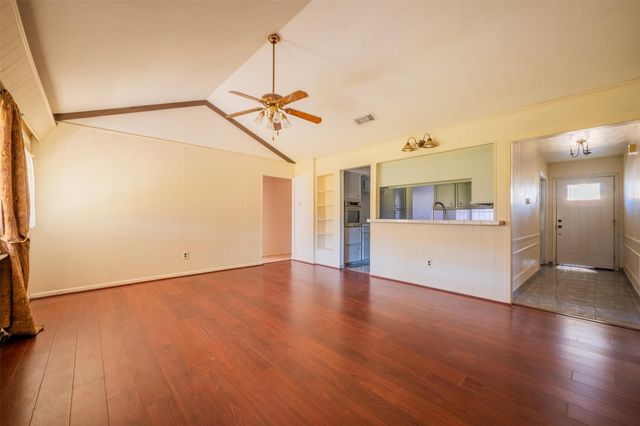 4031 Curly Oaks Drive, Houston, TX 77053