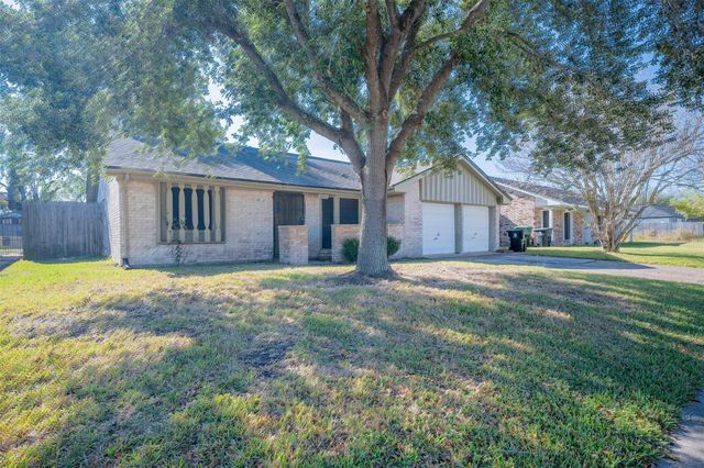 4031 Curly Oaks Drive, Houston, TX 77053