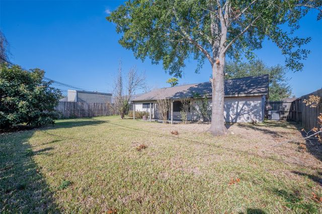 4031 Curly Oaks Drive, Houston, TX 77053