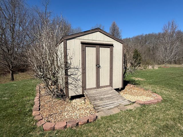 4461 N Katrina Avenue, Springfield, MO 65803