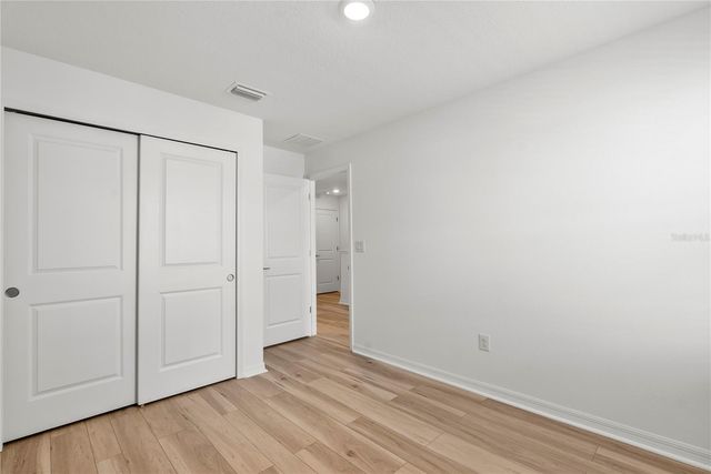 2415 PARAVANE WAY, Wesley Chapel, FL 33543