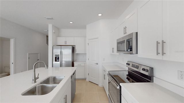 2415 PARAVANE WAY, Wesley Chapel, FL 33543