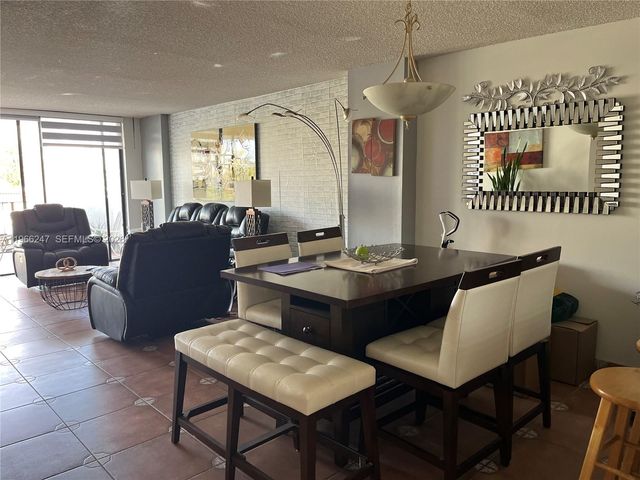 3545 NE 166th St 303, North Miami Beach, FL 33160