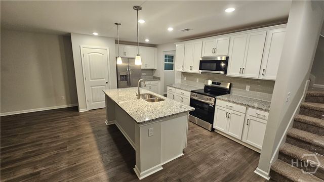 240 Mage Street, Savannah, GA 31302