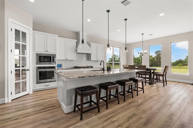 10921 Bourbon Street, Willis, TX 77318