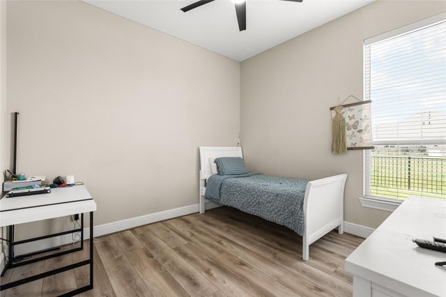 10921 Bourbon Street, Willis, TX 77318