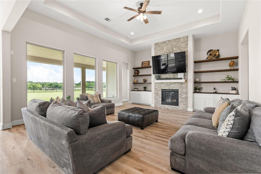 10921 Bourbon Street, Willis, TX 77318