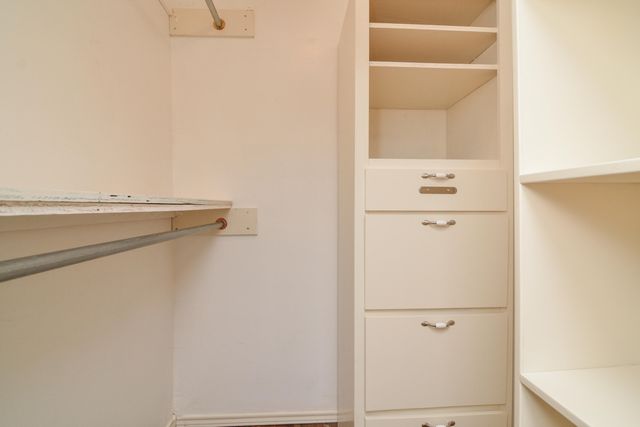 205 W 4th Street, Sundown, TX 79372