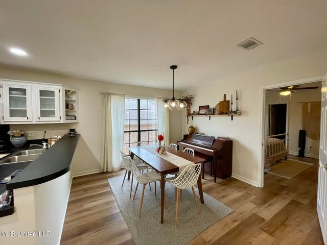 598 Bedford Circle, Madison, MS 39110