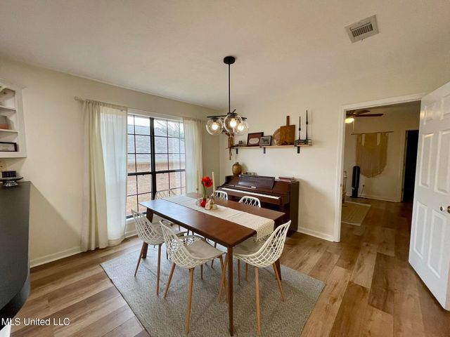 598 Bedford Circle, Madison, MS 39110