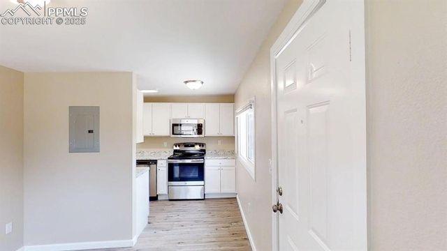 2413 E St Vrain Street, Colorado Springs, CO 80909