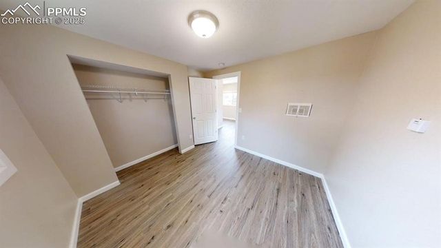 2413 E St Vrain Street, Colorado Springs, CO 80909