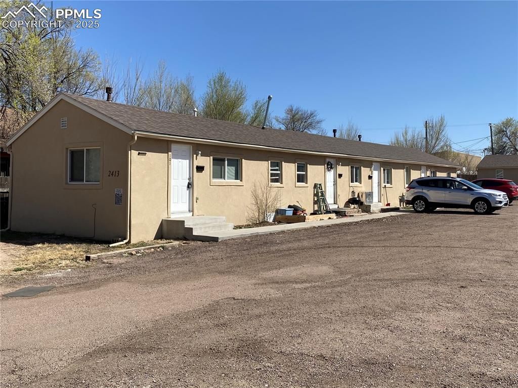 2413 E St Vrain Street, Colorado Springs, CO 80909