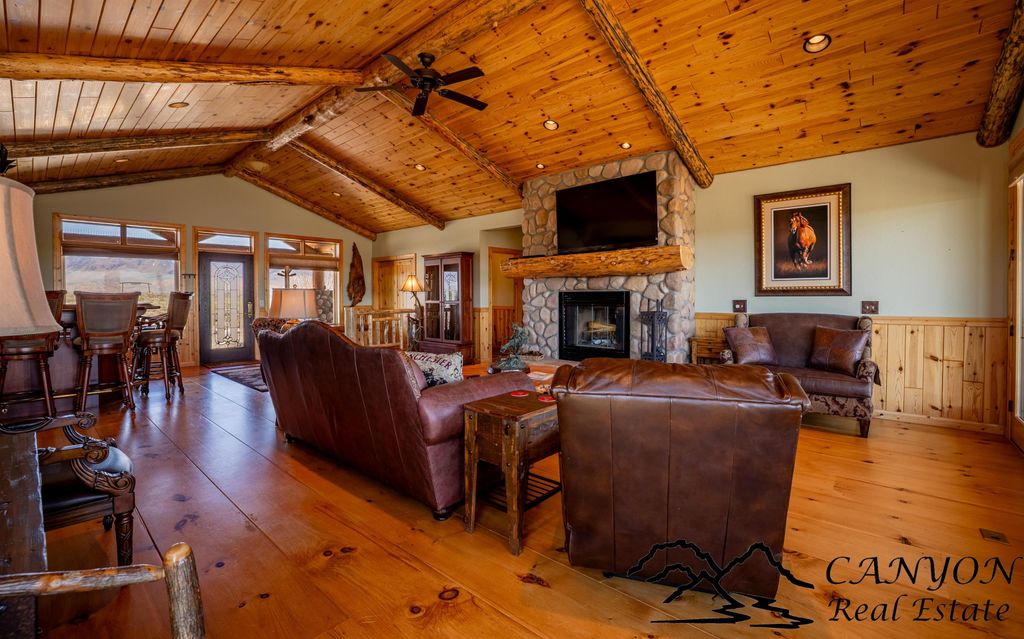 39 Moccasin Tr, Clark, WY 82435 photo 11
