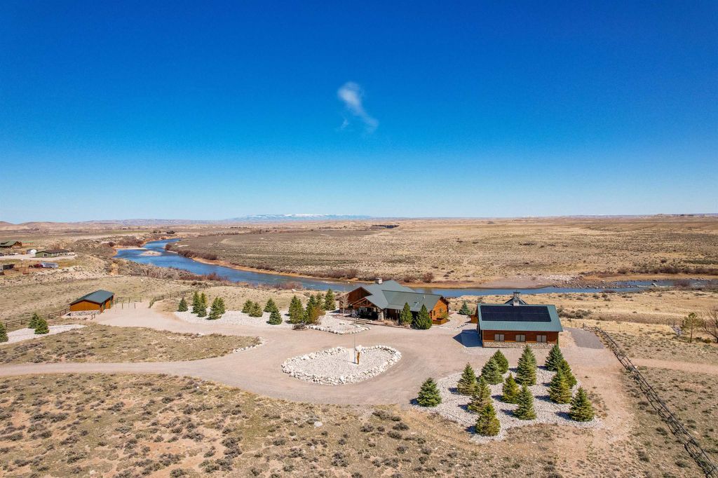 39 Moccasin Tr, Clark, WY 82435 photo 4