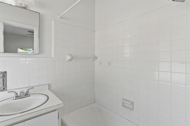 3020 INDIAN TRAIL, Eustis, FL 32726