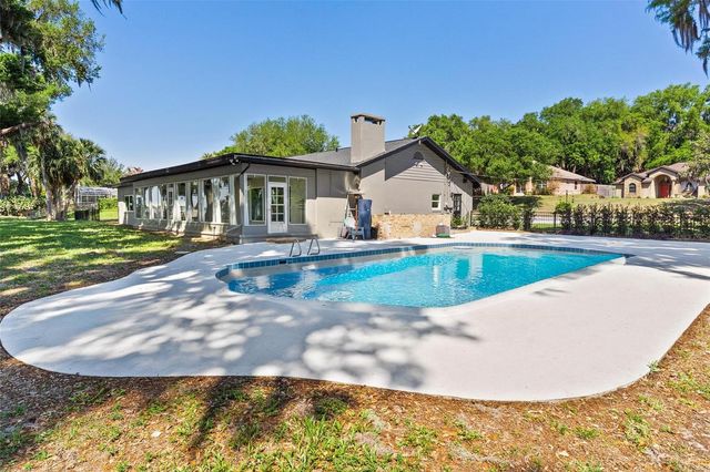 3020 INDIAN TRAIL, Eustis, FL 32726