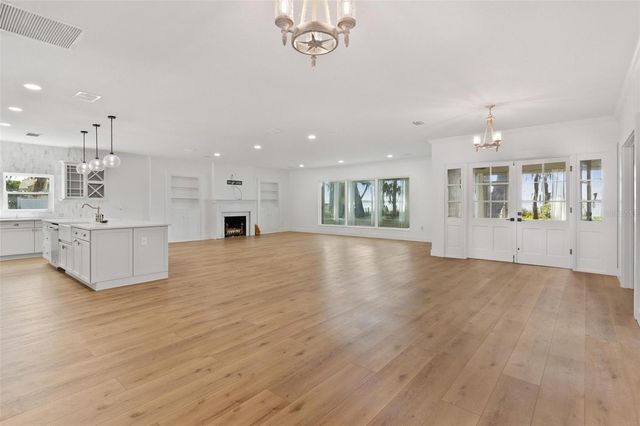 3020 INDIAN TRAIL, Eustis, FL 32726