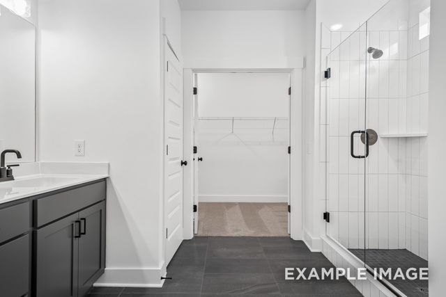 2882 Barnwood Rd, Gallatin, TN 37066