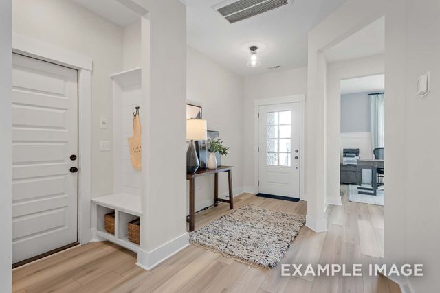 2882 Barnwood Rd, Gallatin, TN 37066