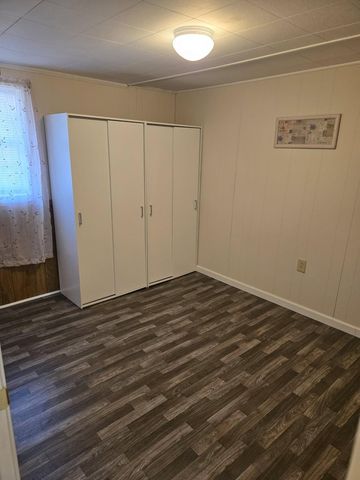 7305 Old Madisonville Road, Hopkinsville, KY 42240