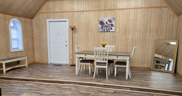 7305 Old Madisonville Road, Hopkinsville, KY 42240