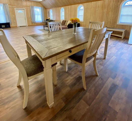 7305 Old Madisonville Road, Hopkinsville, KY 42240