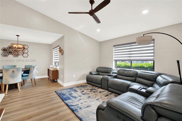 9066 SW 112th Ct, Miami, FL 33176