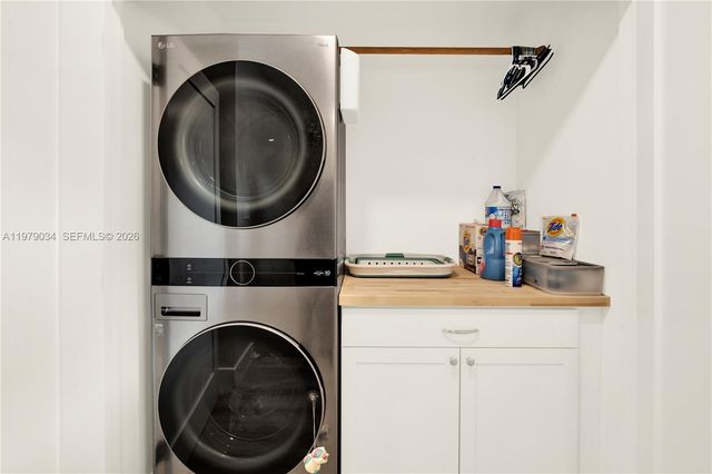 9066 SW 112th Ct, Miami, FL 33176